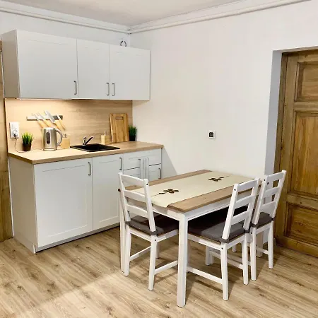 Apartment Tomasza 5 *